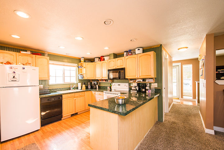 sober living house for men