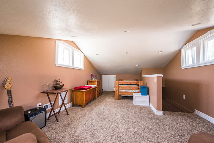 sober living house for men