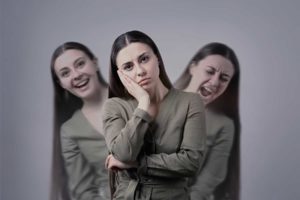 Woman experiencing signs of schizophrenia